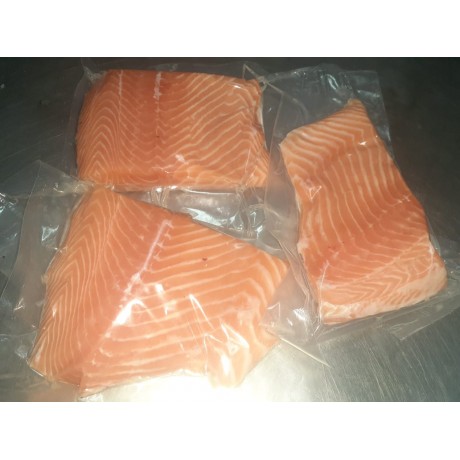 Кусок семги на коже с/с (весовое) упак